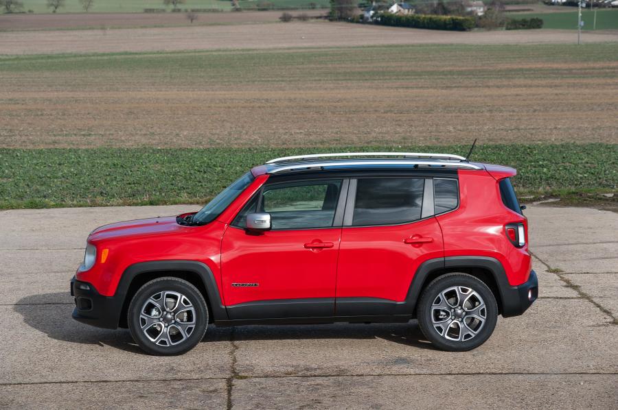  Jeep Renegade Limited 2015 года  (UK) (фото 12 из 30)